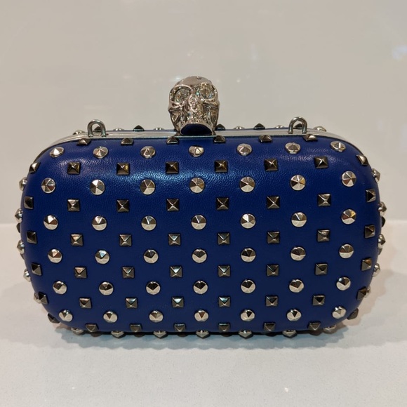 [Authentic] Alexander McQueen Skull Box Studded Clutch - Picture 2 of 7